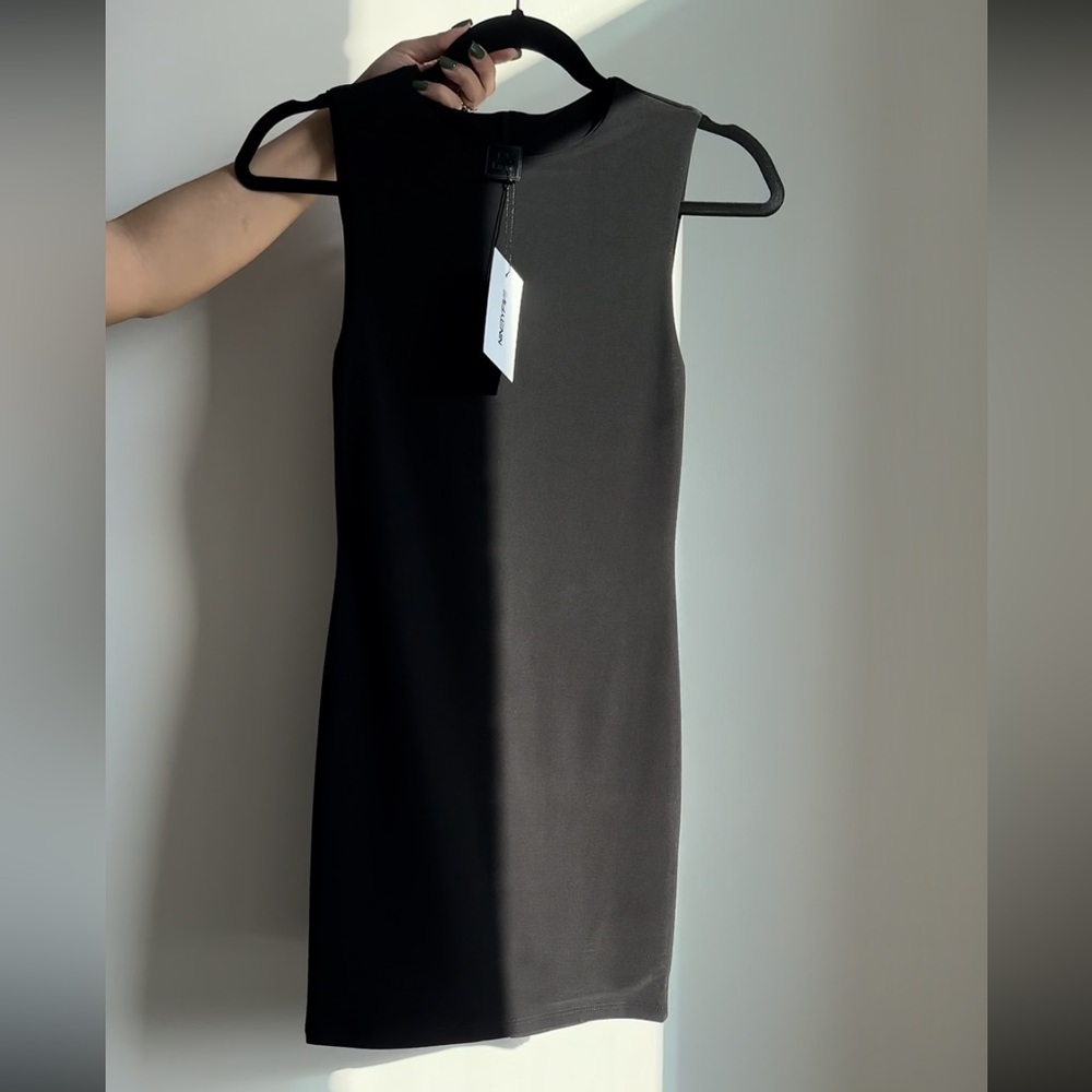 Sleeveless Dress (Black)